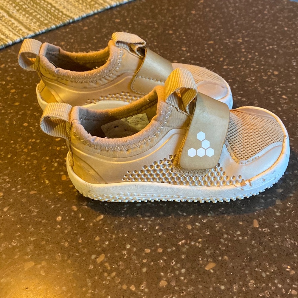 Vivobarefoot toddler shoes